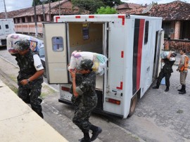 distribuição de cestas básicas em rio tinto (2)