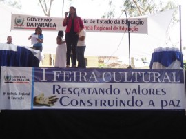 26.08.11 9gerencia_regional_educacao_promove_ifeira_cultural (3)