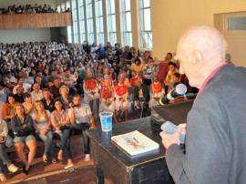 19.09.11 ariano_suassuna_ministra_aula_espetculo_encerra_mentodo (2)