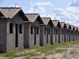 construcao de casas pela cehap em cg foto francisco franca (142)