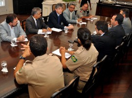 ricardo e a cupula de segurança da pb foto francisco frança secom pb_0284