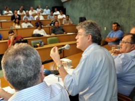 coletiva de ricardo na fiep em cg foto claudio goes secom pb (7)