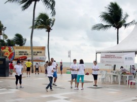 atividade fisica na orla praia orientada e dia do farmaceutico foto vanivaldo ferreira 16