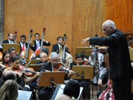 ricardo prestigia a orquestra simfonica 62