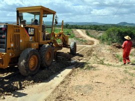 romulo_visita_obra_da_estrada_de_aguiar_foto_claudio_goes_secom_pb_PORTAL_(8)