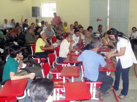 ses realiza seminario com diabeticos e cuidado no uso de insulina