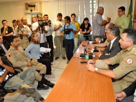 coletiva de seguranca em campina grande sao joao foto claudio goes (2)