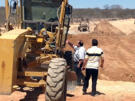 romulo visita obra da estrada de Vieiropolis foto secom pb