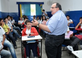 30.11.12 romulo_gouveia_visita_colegio_cenecista_pedro_serro (1)