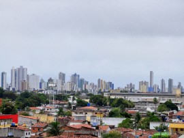 aesa chuvas foto antonio david 270x202 - Meteorologia prevê chuvas fracas em pontos isolados para Litoral, Agreste e Brejo