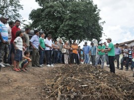 20.02.13 agricultores_familiares_lagoa_de roca_investem_avicultura (2)