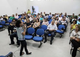 26.02.13 secretaria_saude_promove_encontro_definir_programa (2)