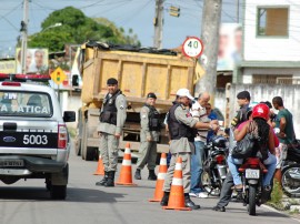 pm policia bptran blitz foto werneck moreno (1)