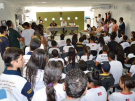 alunos da cidade de santa luzia caminhada dia mundial da agua