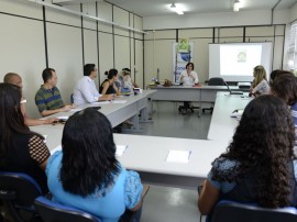 04.04.13 reuniao_discute_uso_dos_tablets_nas_escolas