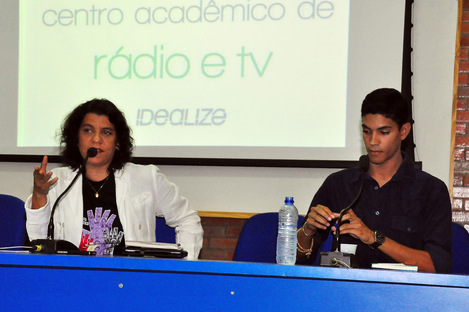 15.04.13 palestra estela isabel fotos joao francisco 241 - Secretária profere palestra para estudantes de comunicação da UFPB