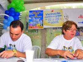 20.04.13 campanha vacinacao fotos roberto guedes secom pb 8 270x202 - Quase 197 mil pessoas são imunizadas contra a gripe na Paraíba