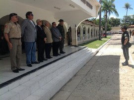 25.04.13 rmulo prestigia comemoracao 58anos grupamento 1 270x202 - Rômulo prestigia comemoração de 58 anos do Grupamento de Engenharia