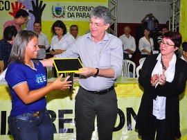 27.04.13 orcamento democratico esperanca fotos roberto guedes secom pb 5 270x202 - Governo anuncia obras e entrega kits no ODE em Esperança