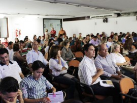 Governo do Estado reúne gestores para discutir sobre Laboratórios de próteses dentárias Ricardo Puppe 2 270x202 - Governo reúne gestores para discutir sobre Laboratórios de próteses dentárias