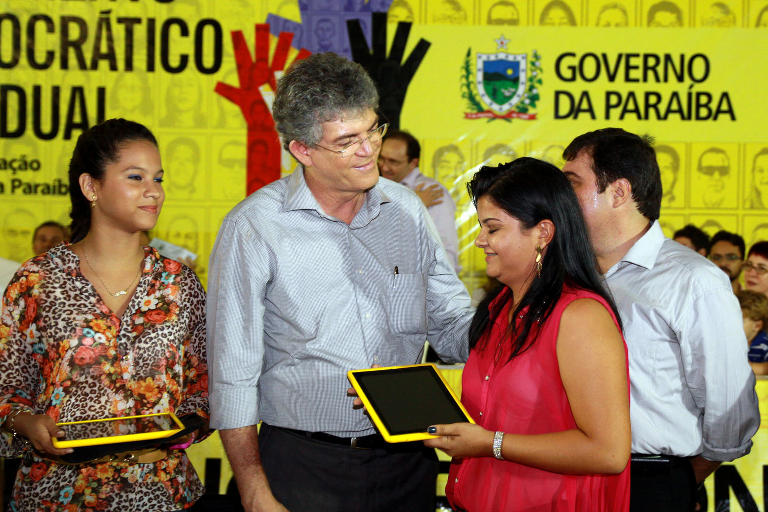 IMG 8476 - Ricardo autoriza obras para estrada e rede de abastecimento no ODE