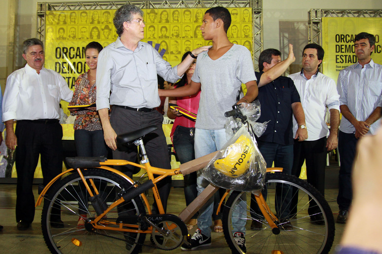 IMG 8487 - Ricardo autoriza obras para estrada e rede de abastecimento no ODE