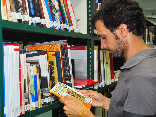 biblioteca publica da funesc foto roberto guedes 31 - Atividades educativas marcam Dia do Livro no Espaço Cultural