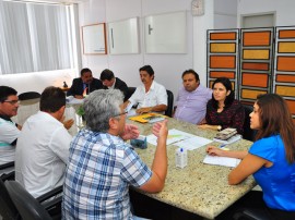 cinep reuniao com prefeita de pombal e direcao da cinep foto vanivaldo ferreira 6 270x202 - CINEP recebe prefeita de Pombal para discutir planejamento industrial da cidade