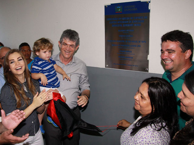 ginasio em sao miguel de taipu foto francisco frança 3 - Governo inaugura primeiro ginásio esportivo de São Miguel de Taipu