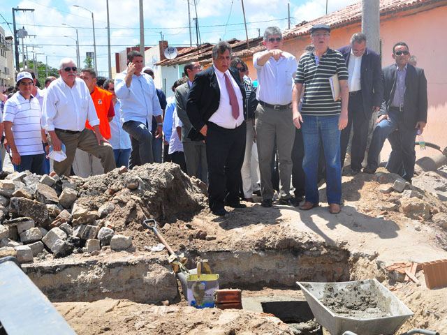 ricardo visita obras binario bayeux foto kleide teixeira 59 - Escola Técnica de Bayeux deve ficar pronta até o final do ano