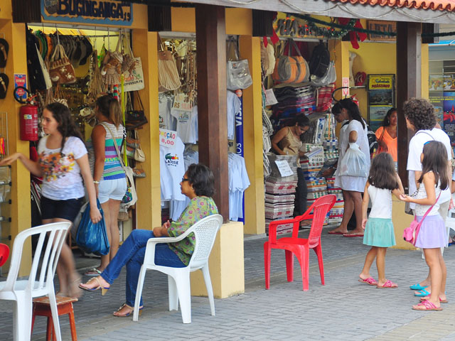 tursitas em joao pessoa foto vanivaldo ferreira 27 - Mais de 125 mil turistas visitam a Paraíba durante o mês de março