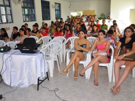 18.05.13 pbvest em sousa foto roberto guedes 3 270x202 - Mais de 5,5 mil alunos participam de vídeo-aulas do PBVest