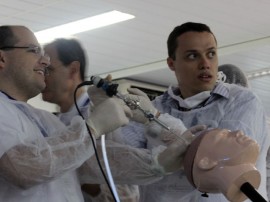 Paraíba vai sediar evento internacional sobre Neurocirurgia Ricardo Puppe 21 270x202 - Governo abre programação do X Congresso Brasileiro de Neurocirurgia Pediátrica