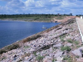 aesa Açude Capivara 1 270x202 - Governo celebra parceria com prefeituras para recuperar barragens