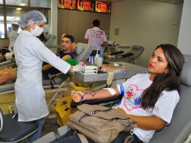 erica tavares doadora hemocentro campanha de doacao no dia das mulheres foto jose lins 221 270x202 - Hemocentro da Paraíba inicia campanha alusiva ao dia das mães