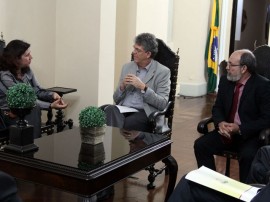 ricardo com juliana pereira sec nac do consumidor foto francisco frança 103 270x202 - Ricardo anuncia projeto para ampliar interiorização do Procon-PB