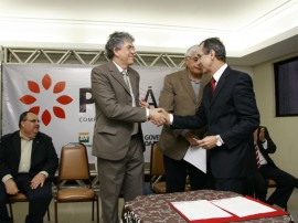 ricardo posse presidente da pb gas franklin araujo neto foto kleide teixeira801 270x202 - Ricardo empossa novo presidente da PBGás