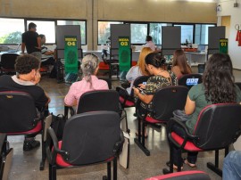 03.06.13 recadastramento biometrico fotos joao francisco 7 270x202 - Servidores estaduais fazem cadastro eleitoral biométrico