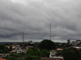 12.06.13 chuvas fotos roberto guedes 31 270x202 - Aesa prevê tempo nublado com possibilidade de chuva no Litoral