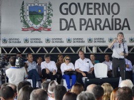 17.03.13 ricardo ministro visitam acaua  aracagi fotos roberto guedes secom pb 6 270x202 - Ricardo e ministro da Integração autorizam construção da 3ª etapa