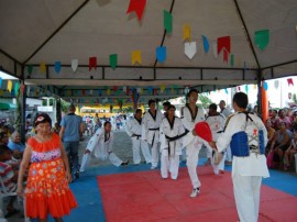 CSU de Santa Rita apresentação do grupo de taekwondo fotos Rafaela Ismael 270x202 - Governo comemora São João dos Idosos nos Centros Sociais Urbanos