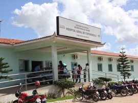 Circurgia Catarata Itapororoca FOTO RICARDO PUPPE 08 270x202 - Hospital faz triagem para cirurgia em pacientes com catarata