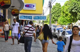 centro de joao pessoa pedestres comercio foto jose lins 4 270x177 - Vendas do comércio da Paraíba registram 2º maior crescimento do país em abril