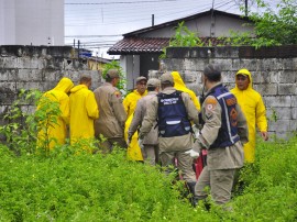 defesa civil bombeiros especionam areas de risco timbo foto kleide teixeira 166