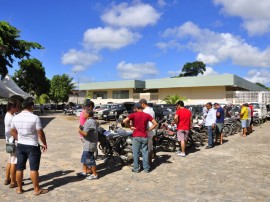 governo realiza leilao de veiculos deposito da pm foto walter rafael 7 270x202 - Governo do Estado promove leilão de veículos com arremate de 92 lotes