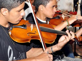 prima orquestra jovem no sao francisco foto joao francisco secom pb 86 270x202 - Projeto de inclusão através da música revela talentos e melhora rendimento de estudantes