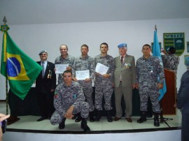 POLICIAIS HOMENAGEADOS1 270x202 - Policiais da Paraíba recebem medalhas pela missão de segurança do Papa