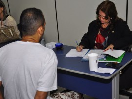 multiram judiciario na maxima foto jose lins 71 270x202 - Mutirão Judiciário revisa prontuários de 246 reeducandos da Penitenciária Máxima de Mangabeira