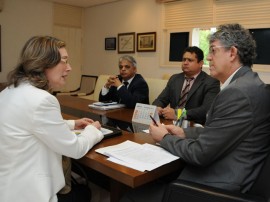 ricardo recebe SEC NACIONAL DOS DIREITOS HUMANOS foto jose marques 11 270x202 - Ministra destaca que Paraíba segue diretrizes do Conselho Nacional