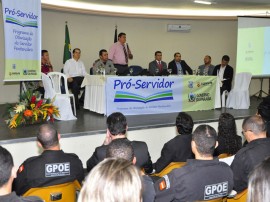 seap seminario da semana do agente penitenciario foto alberi pontes 36 270x202 - Criação de Força Tática marca abertura da Semana do Agente Penitenciário